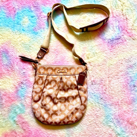 Coach Handbags - Coach Crossbody Purse Bag